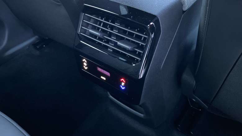 Peugeot 5008 157kW Allure 73kWh 5dr Auto Electric Estate